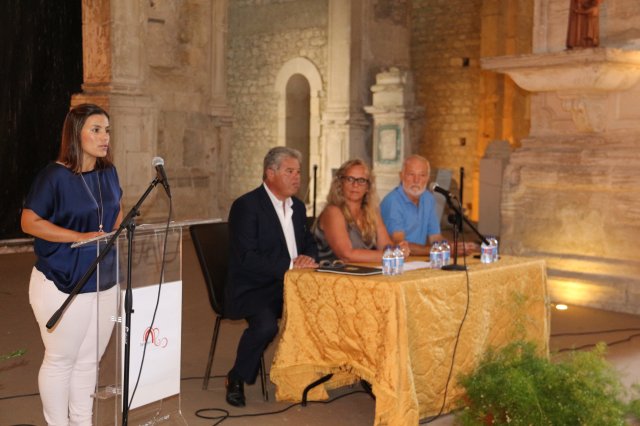 projeto escola com livros 001